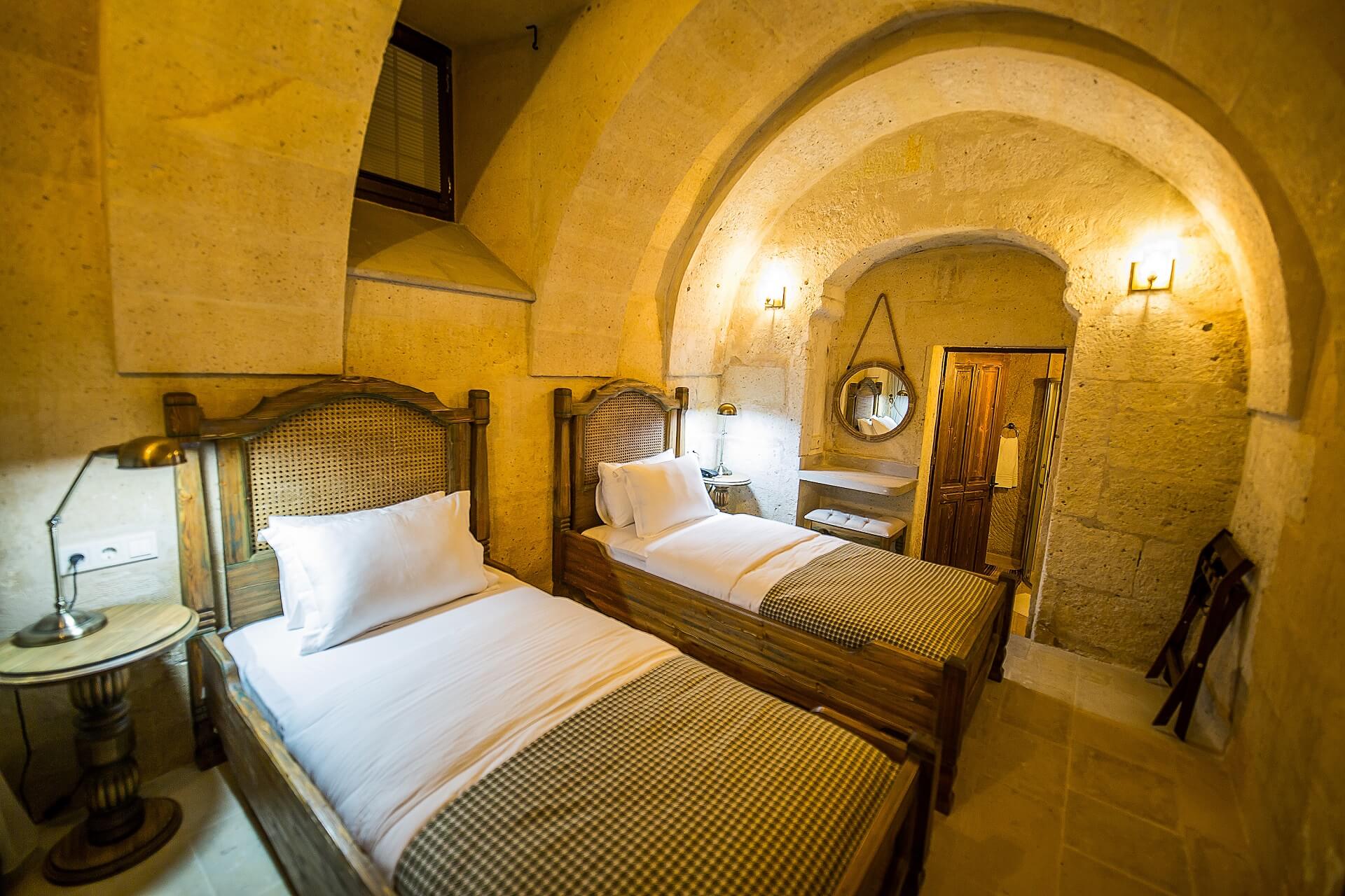 Maya Cave Rooms and Suites